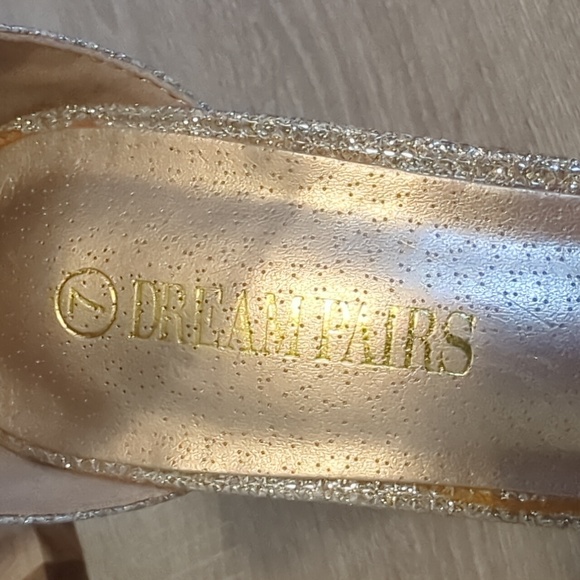 Dream Pairs Gold Chunky Heels - Picture 10 of 10